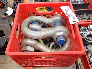 Quantity of Bolt Shackles.