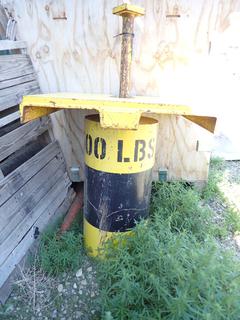 1,500 lb Counter Weight.