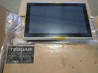 Teguar TP-5045-16 15.6 In Intel 6th Generation Core i5 Fanless Panel.