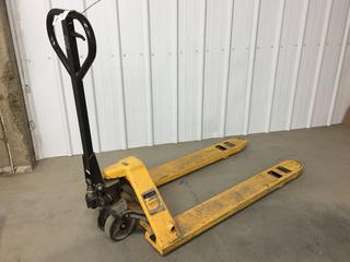 U-Line H1043 Pallet Jack, 5500lb Capacity.  (WH)