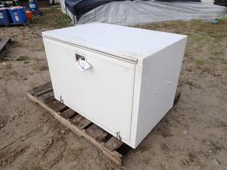 3ft X 2ft X 2ft Storage Box