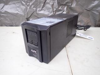 APC Model SMT750 120V Single Phase Smart-Ups. SN AS1449113121