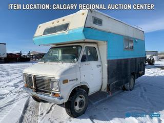 High River Location - 1973 Chevrolet 30 Motorhome c/w 350 V8, Auto, 8.75R16.5 Tires, Showing 5670 Miles, VIN CGY353U169920 *Note: No Key, Not Running, Drive Shaft Removed, Contents Included*