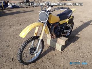 Fort Saskatchewan Location - 1978 Yamaha YZ125 Motor Bike c/w 123cc, 3.00-21 Front Tire And 4.10-18 Rear Tire. VIN 2X3004101 *Note: Seat Torn* *PL#5*