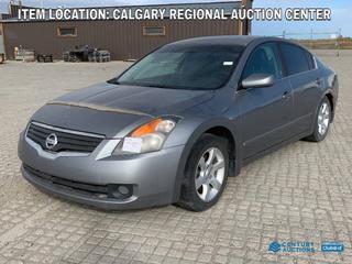 High River Location - 2007 Nissan Altima SL Sedan c/w 2.5L Gas, A/T, A/C, Leather, Power Sunroof, 215/60R16 Tires, Showing 209,940 Kms, VIN 1N4AL21E17C178113 *Note: Transmission Issues, Reverse Only.* *PL#21*