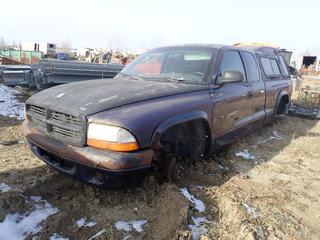 Located Offsite Near Winterburn - 1998 Dodge Dakota Sport Extended Cab Pickup c/w 2.5L, 4-Cyl And Manual Transmission. VIN 1B7FL22P8WS757541 *Note: No Tires, Running Condition Unknown* **Located Offsite at 21220-107 Avenue NW, Edmonton, For More Information Contact Richard at 780-222-8309**