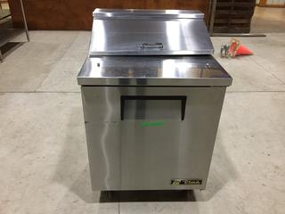 True TSSU-27-08-HC - 28" Refrigerated Prep Table with One Door, 27-1/2in L x 30in W x 36-3/4in H, 1/3hp, 3.5A, 115V.  (AUD)