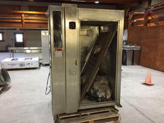 Alto-Shaam Inc Model 20.20 ESG Natural Gas Commercial Oven 190,000 BTU/HR, 1035W, 9.0A, 60Hz, 120V, Single Phase *For Parts Only*  