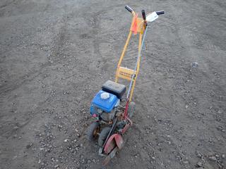 Mclane Lawn Edger c/w Powerfist 79cc/cm Cubes Engine *Note: Runs As Per Consignor*