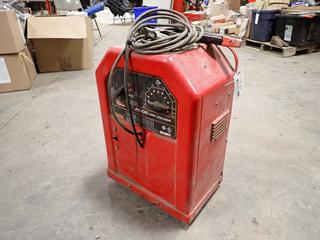 Lincoln Electric 230V Single Phase AC/DC Arc Welder c/w Ground Cable And Magnum EH200 Electrode Holder 