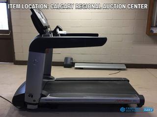 High River Location -  Life Fitness 95T Treadmill with FlexDeck Shock Absorption System, Programs and Fitness Monitoring, 0-15% Incline, 0.5-14mph, 120V, 20 Amp Plug, S/N TWT104948.  Tested, Functions But No Incline.