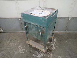 18 In. Reciprolap Glass Polisher w/ General Electric 115/208-230V 1/3HP Motor c/w Additional Pans **Note: Buyer Responsible For Load Out, Located Offsite @ 493 Sioux Road,  Sherwood Park, AB, For More Details Contact 780-944-9144**