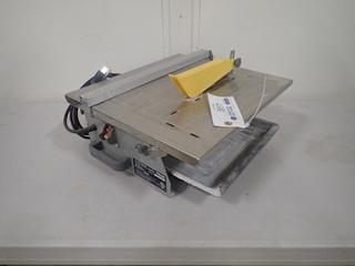 Workforce THD550 120V 7 In. Tile Saw w/ 550W, 4.6A, and 1 3/8 In. Cutting Depth SN 67250347 **Note: Buyer Responsible For Load Out, Located Offsite @ 493 Sioux Road,  Sherwood Park, AB, For More Details Contact 780-944-9144**