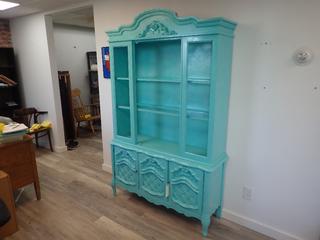 50 In. x 15 In. x 79 In. Vintage China Cabinet **Note: Buyer Responsible For Load Out, Located Offsite @ 493 Sioux Road,  Sherwood Park, AB, For More Details Contact 780-944-9144**