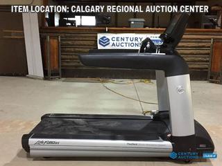 High River Location -  Life Fitness 95T Treadmill with FlexDeck Shock Absorption System, Programs and Fitness Monitoring, 0-15% Incline, 0.5-14mph, 120V, 20 Amp Plug, S/N AST172029.  Tested and Functioning