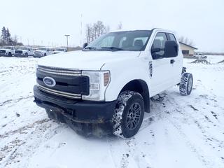2018 Ford F350 XL Super Duty 4X4 Cab And Chassis c/w 6.2L V8, A/T And LT265/70R17 Tires. Showing  230,510kms. VIN 1FT8X3B69JEC30612 *Note: Check Engine, ABS, Tire Pressure Gauge And Airbag Indicators On, Radio And Heater Control Module Missing, Dents In Front Bumper, Minor Dents In Driver Cab Door*  (FORT SASKATCHEWAN YARD) *PL#127*