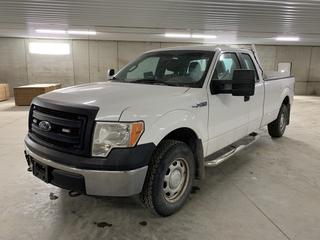 2013 Ford F150 XLT 4x4 Ext. Cab Pick Up c/w 5.0L V8, Auto A/C, Rearview Camera, Tommy Gate 1300Lb Capacity Power Tail Gate, Headache Rack, 245/75R17 Tires, Showing 150,470 Kms, VIN 1FTVX1EFXDKD66952. *Note: Steering Issue, Dents* (HIGH RIVER YARD)