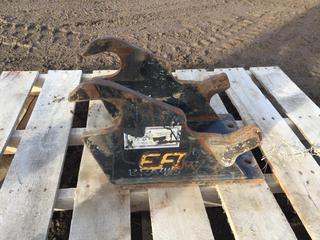 Quick Attach for Cat CP300/400, 75lbs, S/N 04SAD0913 (HIGH RIVER YARD)