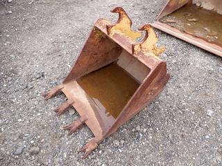 EFI 24in Excavator Bucket. **THIS ITEM IS LOCATED @ 1 SUNSET BOULEVARD**