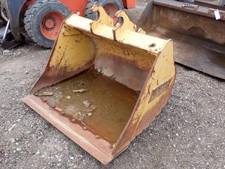 Brandt EX0080-BCUS48 48in Excavator Bucket. SN 532351 **THIS ITEM IS LOCATED @ 1 SUNSET BOULEVARD**