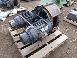 Dipper Trip Motor Assembly w/ 380V 3-Phase P&H Mining Equip. Wound Rotor Motor **THIS ITEM IS LOCATED @ 1 SUNSET BOULEVARD**