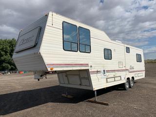 1989 General Coach 34FLR-5TH 34ft T/A 5TH Wheel Holiday Trailer c/w Heat, AC, Gas Range, Microwave, Fridge/Freezer, Sofa, Recliner, Stereo, Queen Size Bed, Shower, Sink, Toilet, Propane Tanks, 4670kg GVWR, Aluminum Rims, 225/75R15 Tires, VIN 2GLBD54J1K7005970.  (HIGH RIVER YARD) 