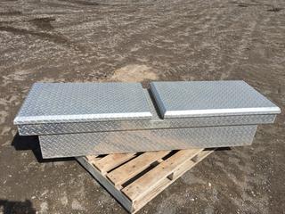  70in x 20in x 15in Aluminum Truck Tool Box (HIGH RIVER YARD)