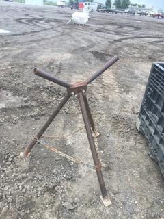 Steel Tripod Stands for Submersible Pumps  (HIGH RIVER YARD)