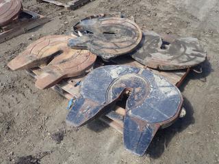 Qty Of Holland Fifth Wheel Plates (LOCATED IN EDSON)