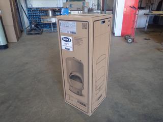 Unused Flexcon HSP35 33.4-Gal Pressure Tank w/ 125PSI Max Working/Test Pressure. SN H2P3531118