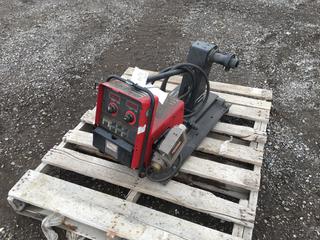 Lincoln Power Feed 10M Wire Feeder, S/N U1120404757. *Note: In Working Condition, As Per Consignor* PL#9097  (HIGH RIVER YARD)