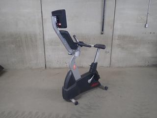 Life Fitness CLSC Stationary Bike With Life Cycle Heart Rate Monitor S/N CLB120710  (HIGH RIVER YARD)