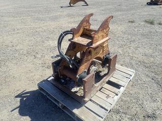 Cat 23in Hydraulic Plate Tamper (HIGH RIVER YARD)