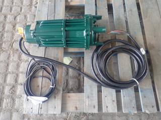 Unused Zoeller E840-E Submersible Pump, 230V 17.2A 2hp Single Phase (HIGH RIVER YARD)