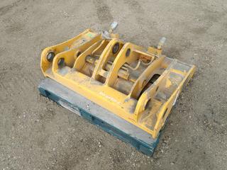 Q/A Hitch Coupler To Fit Komatsu 250-6 Wheel Loader (FORT SASKATCHEWAN YARD)