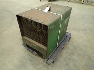 Miller Deltaweld 451 230/460/575V 3-Phase CV/DC Arc Welding Power Source w/ 70/35/28Amp And 23kW. SN JK720353 (FORT SASKATCHEWAN YARD)