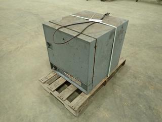 Gullco 350 115V Electrode Stabilizing Oven. SN G0V23763 (FORT SASKATCHEWAN YARD)