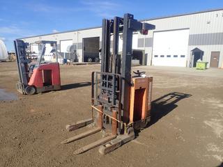 Raymond 20i-R30TT 3000lb Cap. 24V Forklift c/w 3ft Forks And 2-Stage Mast. Showing 3441hrs. SN 020D-92-33811 *Note: No Batteries, Running Condition Unknown, Buyer Responsible For Removal*