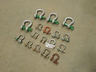 Qty Of 3/4 And 1 1/4 Shackles