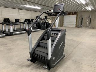 Life Fitness 95P PowerMill Climber, 100-240V, 50/60Hz, 3A, S/N PMH102905  (HIGH RIVER YARD)