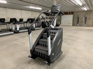 Life Fitness 95P PowerMill Climber, 100-240V, 50/60Hz, 3A, S/N PMD106841  (HIGH RIVER YARD)