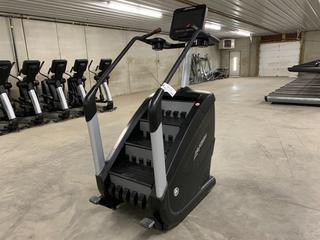 Life Fitness 95P PowerMill Climber, 100-240V, 50/60Hz, 3A, S/N PMH107904  (HIGH RIVER YARD)