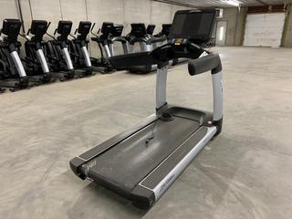 Life Fitness 95T Treadmill with FlexDeck Shock Absorption System, Programs and Fitness Monitoring, 0-15% Incline, 0.5-14mph, 120V, 20 Amp Plug, S/N AST183573  (HIGH RIVER YARD)