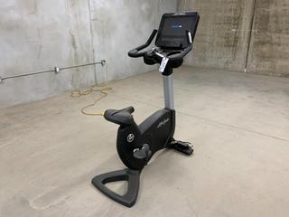 Life Fitness Model 95CS Life Cycle Inspire Upright Bike c/w KOPS Leg Position, Programmed Workouts & Touchscreen Display. S/N APU118548  (HIGH RIVER YARD)