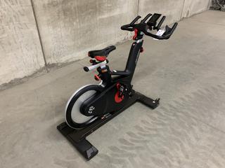 Life Fitness IC6 Spin Bike with Poly-V Belt  Drivetrain, WattRate TFT Touchscreen Console with Quick Start, Power Training, Heart Rate and FTP Power Test, S/N FBWB0006621-17G  (HIGH RIVER YARD)