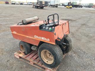 Ditch Witch 255 SX c/w Onan Engine *Note: Not Running*  (HIGH RIVER YARD)