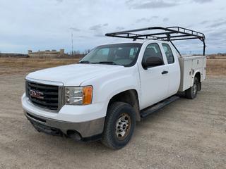 2008 GMC 2500HD Sierra SLE 4x4 Extended Cab Service Truck c/w 6.0L V8, A/T AC, Knapheide Service Body, Roof Rack, 245/75R16 Tires, VIN 1GTHK29K78E125458 (HIGH RIVER YARD)