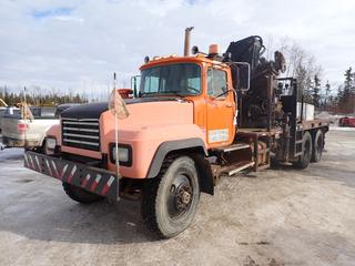 1996 Mack RD688SX T/A Picker Truck c/w Mack E7-350 Diesel, 6-Spd A/T, 12 1/2ft X 8ft Deck, Hiab 330-5 Picker w/ 7-Stage Boom, (4) Outriggers And 11R24.5 Tires. Showing 000297kms, 4306hrs. VIN 1M2P268C1TM027999 *Note: Piece Broken Off Hood, Electric Module Box Requires Repair*