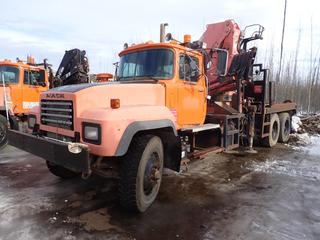 1996 Mack RD688SX T/A Picker Truck c/w Mack E7-350 Diesel, Allison 6-Spd A/T, 12ft X 8ft Deck, Atlas 350 6-Stage Picker, (4) Outriggers, 245in WB And 11R24.5 Tires. Showing 23,189hrs, 48,651kms. VIN 1M2P268C4TM028001