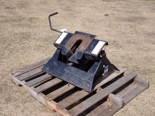 Reese 20,000lb Cap. Fifth Wheel Hitch **Located In Edmonton**